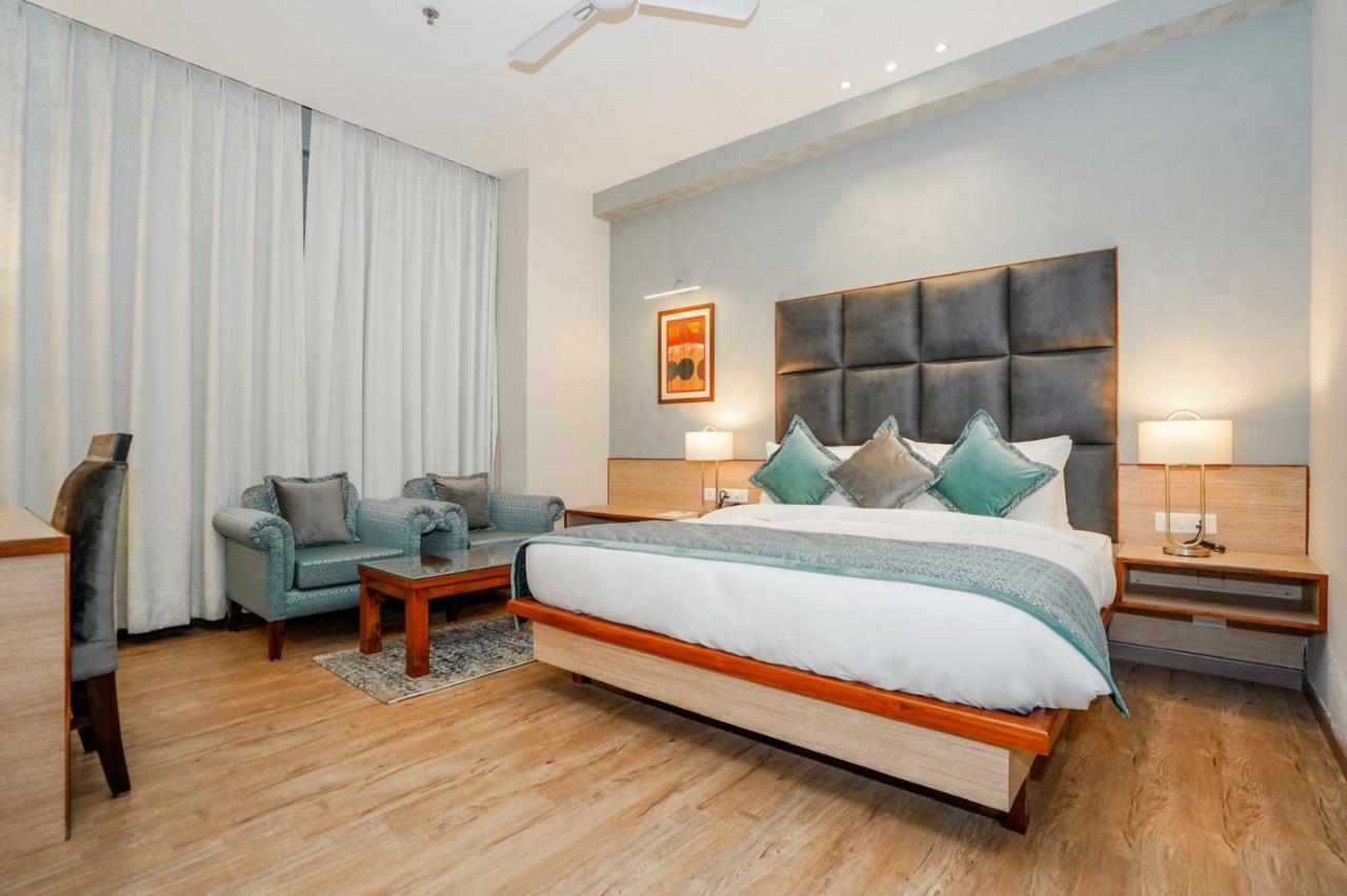 The Zenith - A Boutique Hotel By Hot Millions Mohali Екстер'єр фото