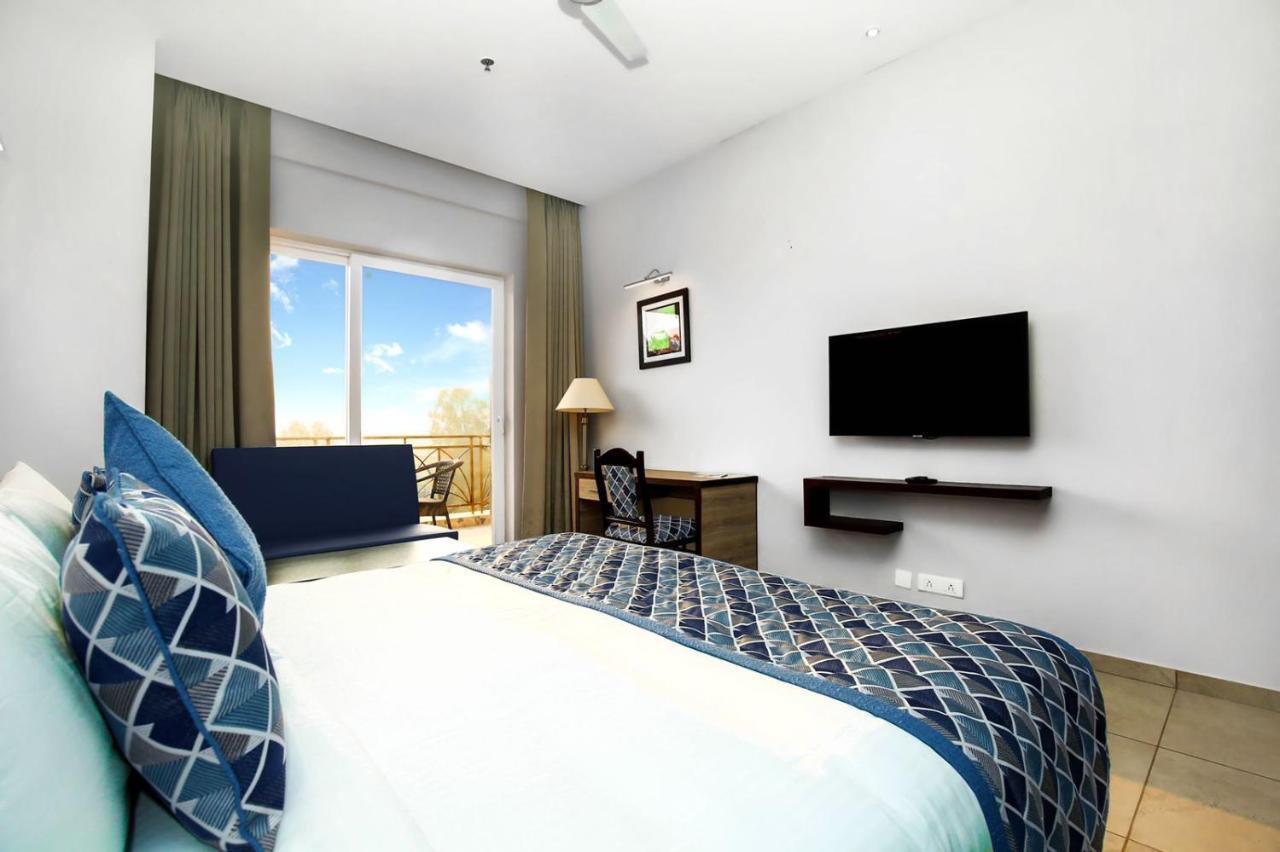 The Zenith - A Boutique Hotel By Hot Millions Mohali Екстер'єр фото